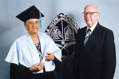 Graduación Lic. Bióloga de Consuelo Martínez de Marcano. 1998